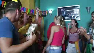 فاتنة قرنية داليا السماء مشعرات الشرج ثقوب سيئة مثلية الصديقات سيكس محارم مترجم