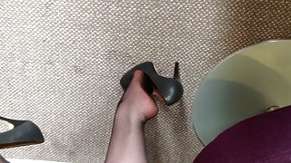 رائع شقراء منزل من الطوب بوما سويدي ركوب سكس محارم اجنبى ضخمة دسار